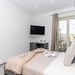Bisuite 3* نابولي
