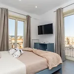 Bisuite 3* نابولي