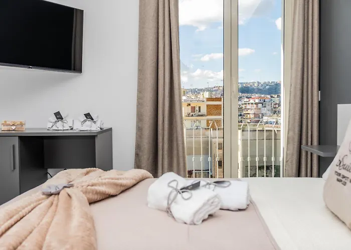 Bisuite 3* Naples