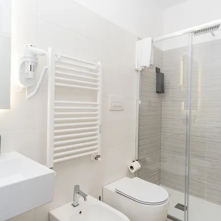 فندق مبيت وإفطار Bisuite 3*