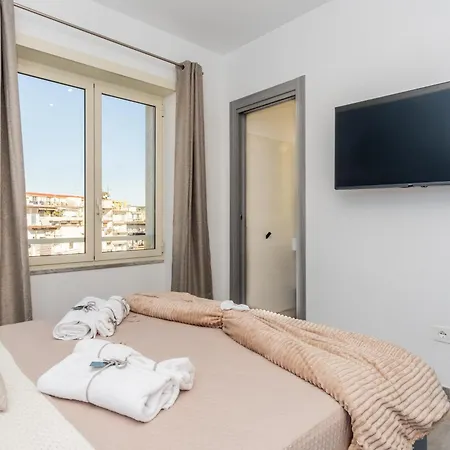 Bisuite فندق مبيت وإفطار نابولي